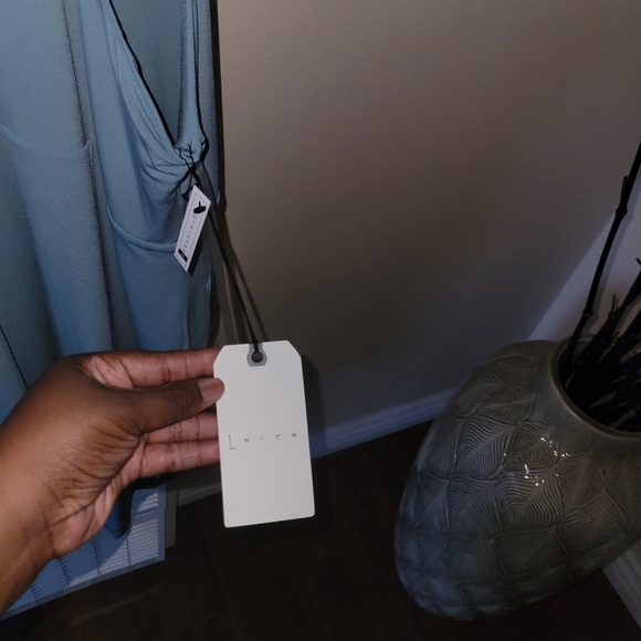 Party Dress - Picture 3 of 3